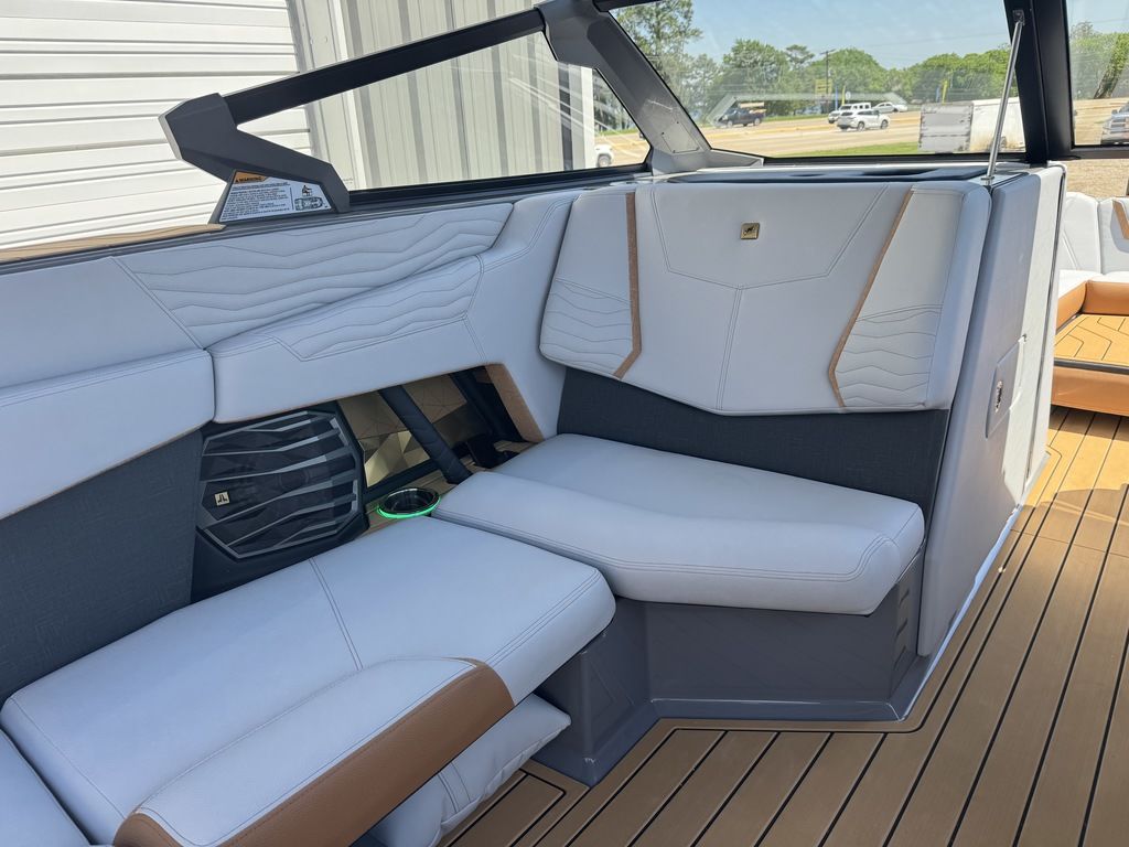 2025 Nautique Super Air Nautique G25
