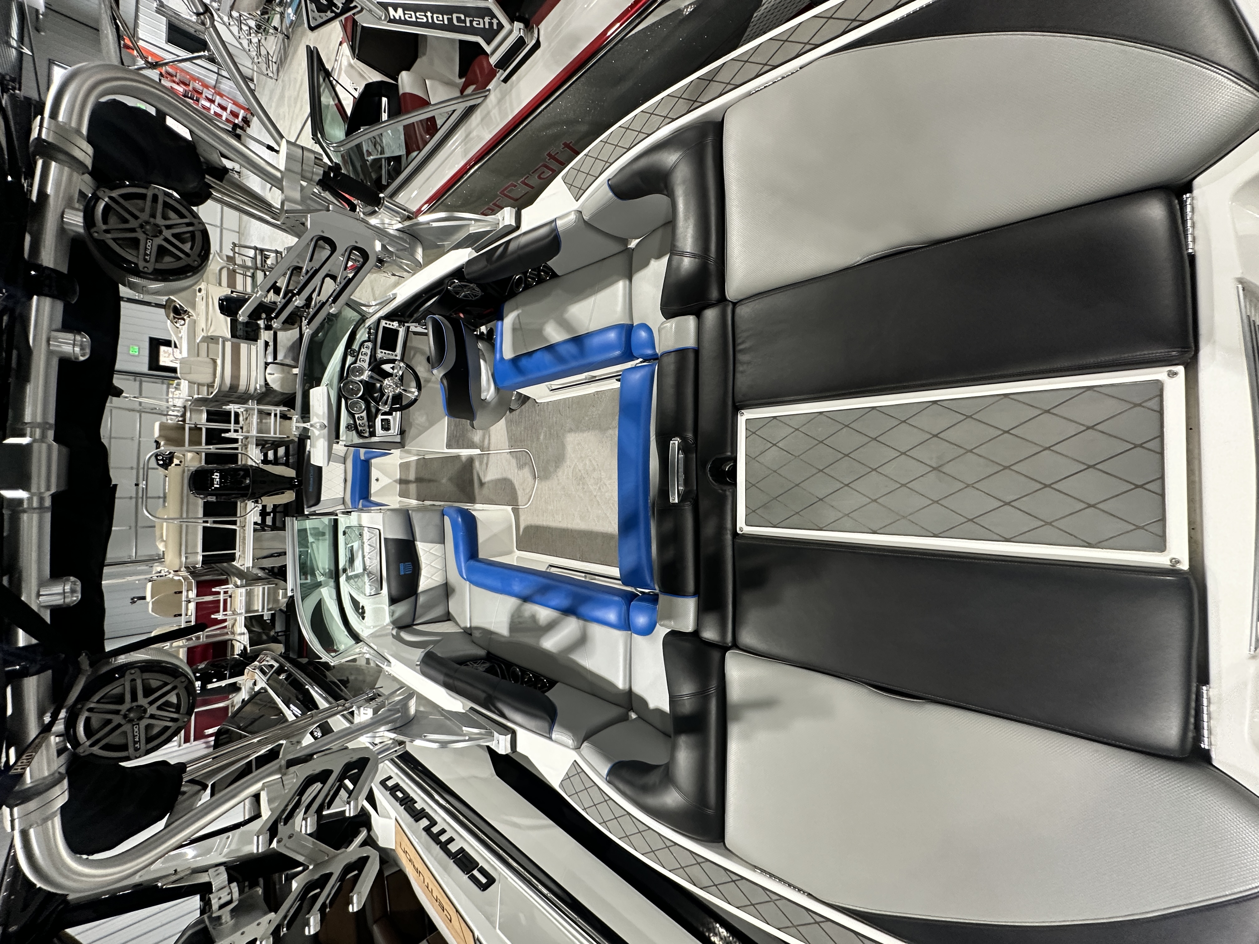 2015 Mastercraft X30 – Very Clean!