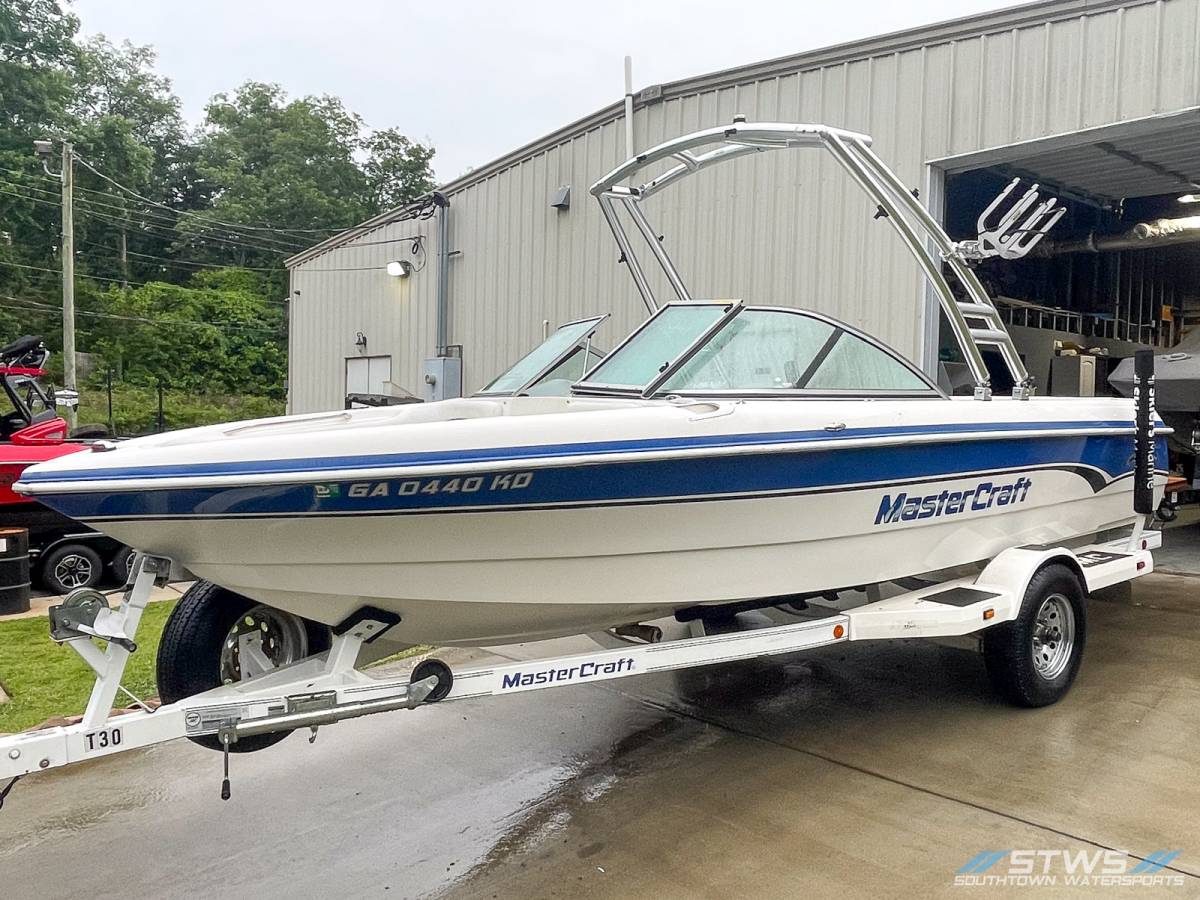 1999 MasterCraft Prostar 205