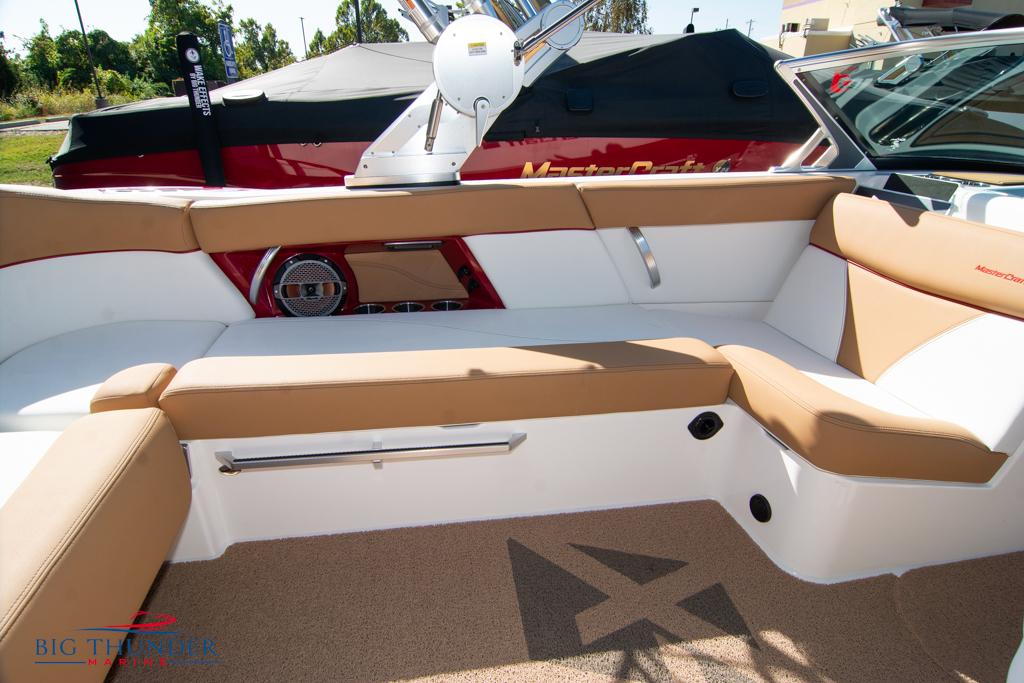 2021 Mastercraft XT22
