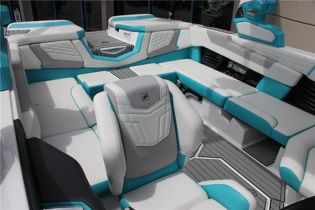 2022 Super Air Nautique G23 – Reef Blue Metal Flake