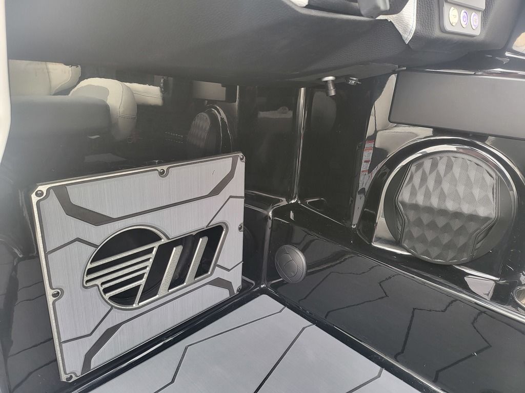 2025 Malibu Boats 24 MXZ