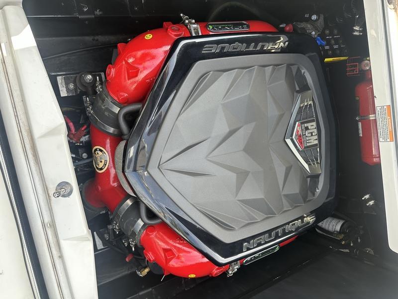 2016 Nautique G23