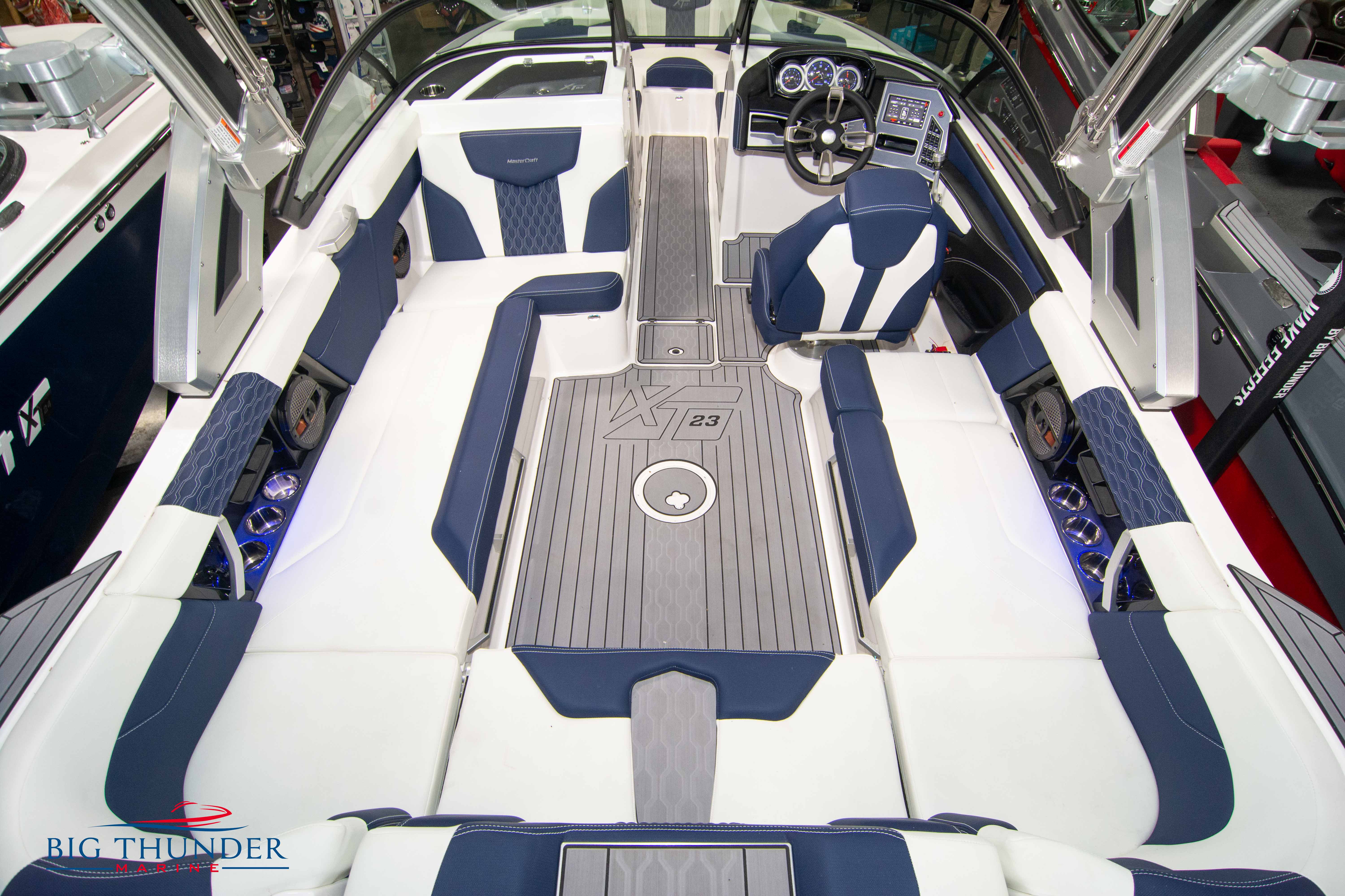 2023 Mastercraft XT23