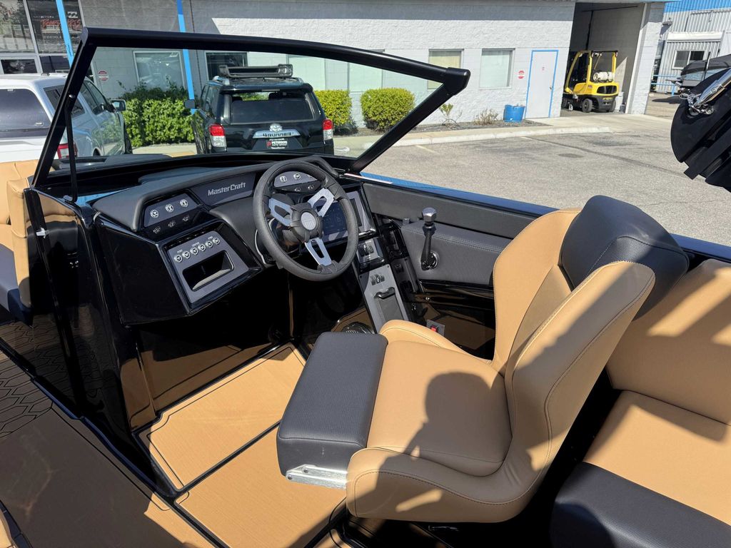 2025 MasterCraft NXT22