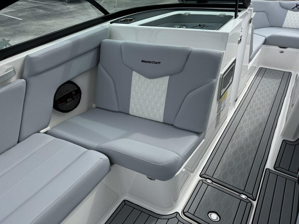 2025 MasterCraft XT23