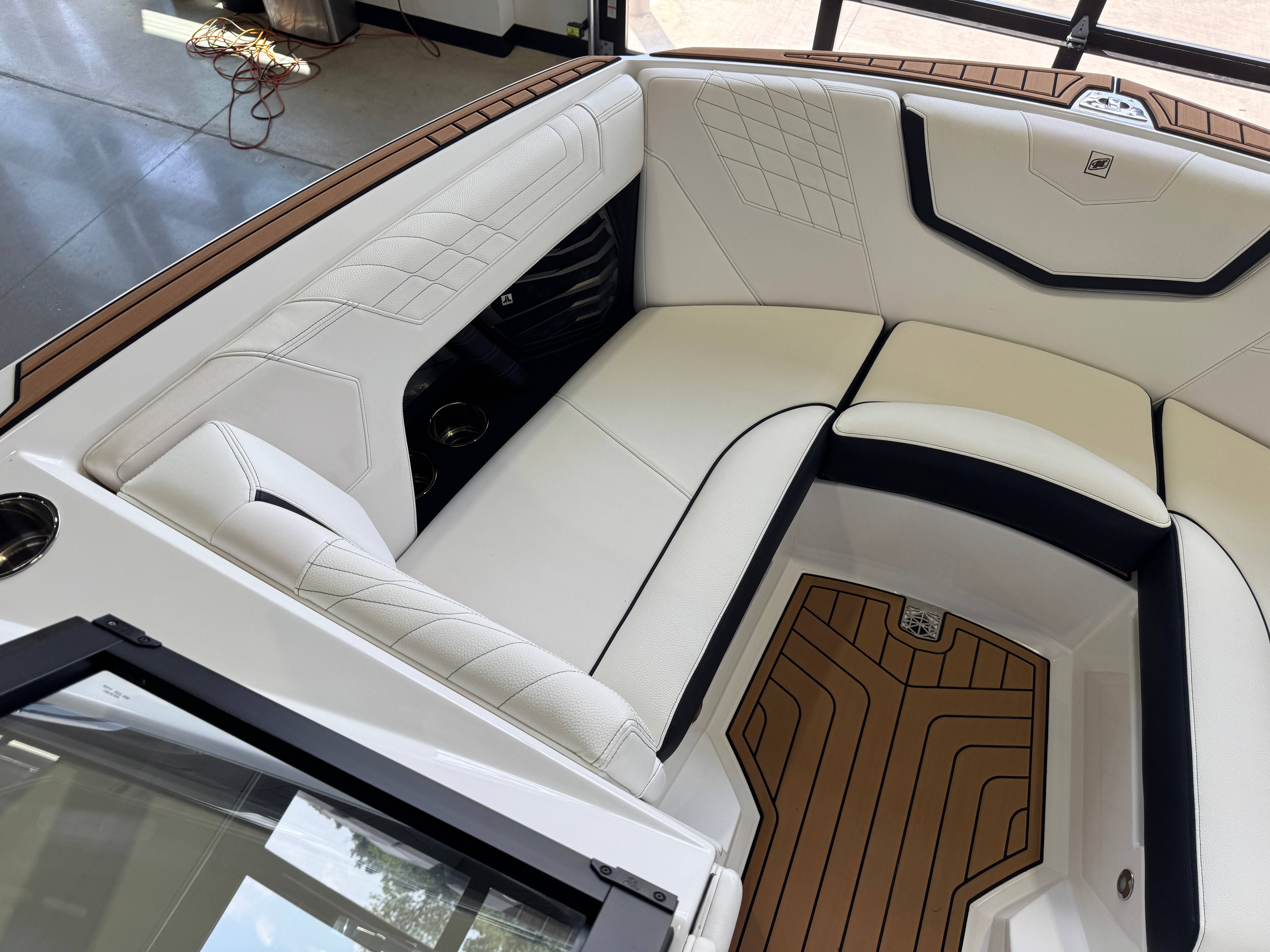 2021 Nautique Super Air Nautique G21