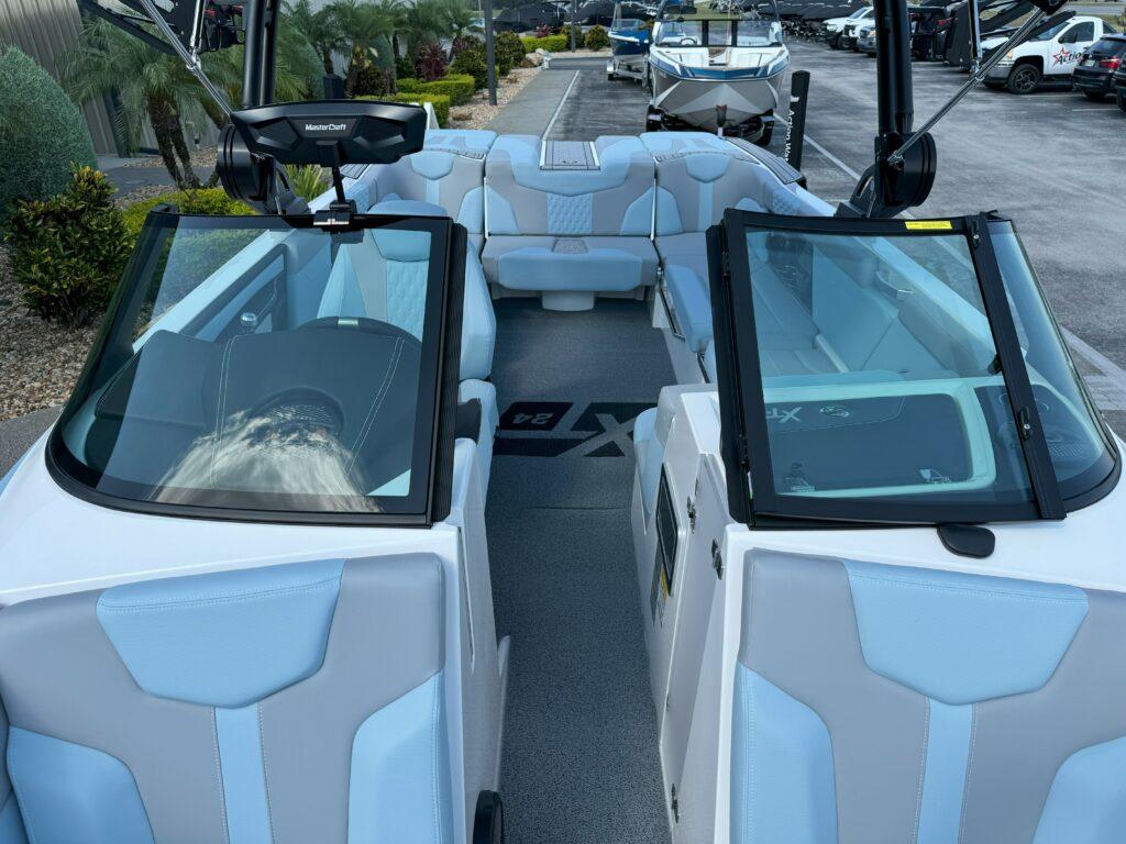 2024 MasterCraft XT24