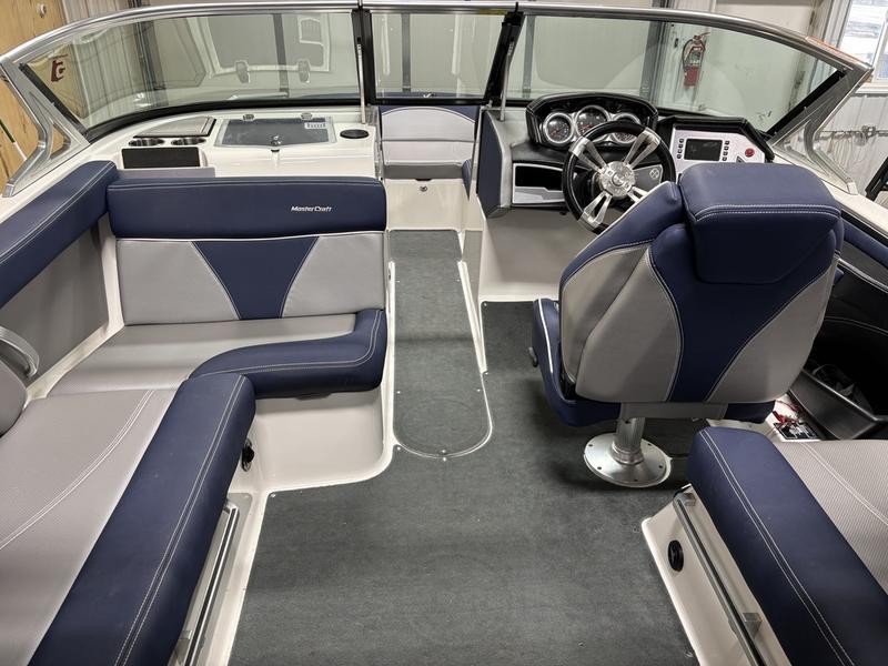2018 MasterCraft XT20