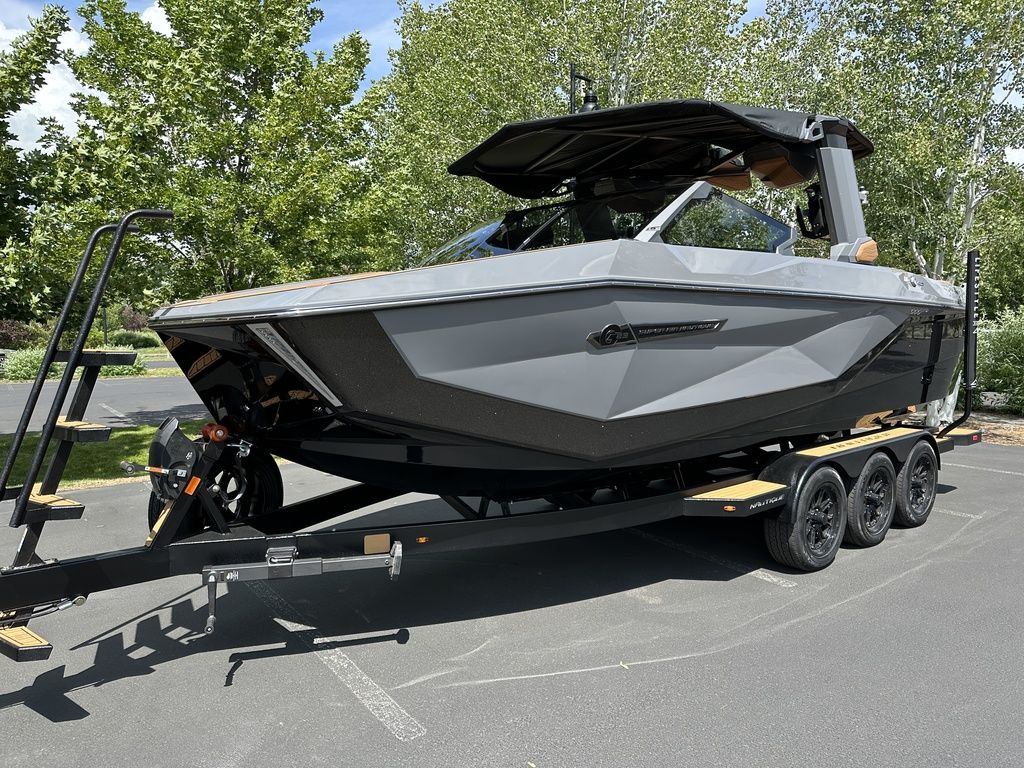 2025 Nautique Super Air Nautique G23
