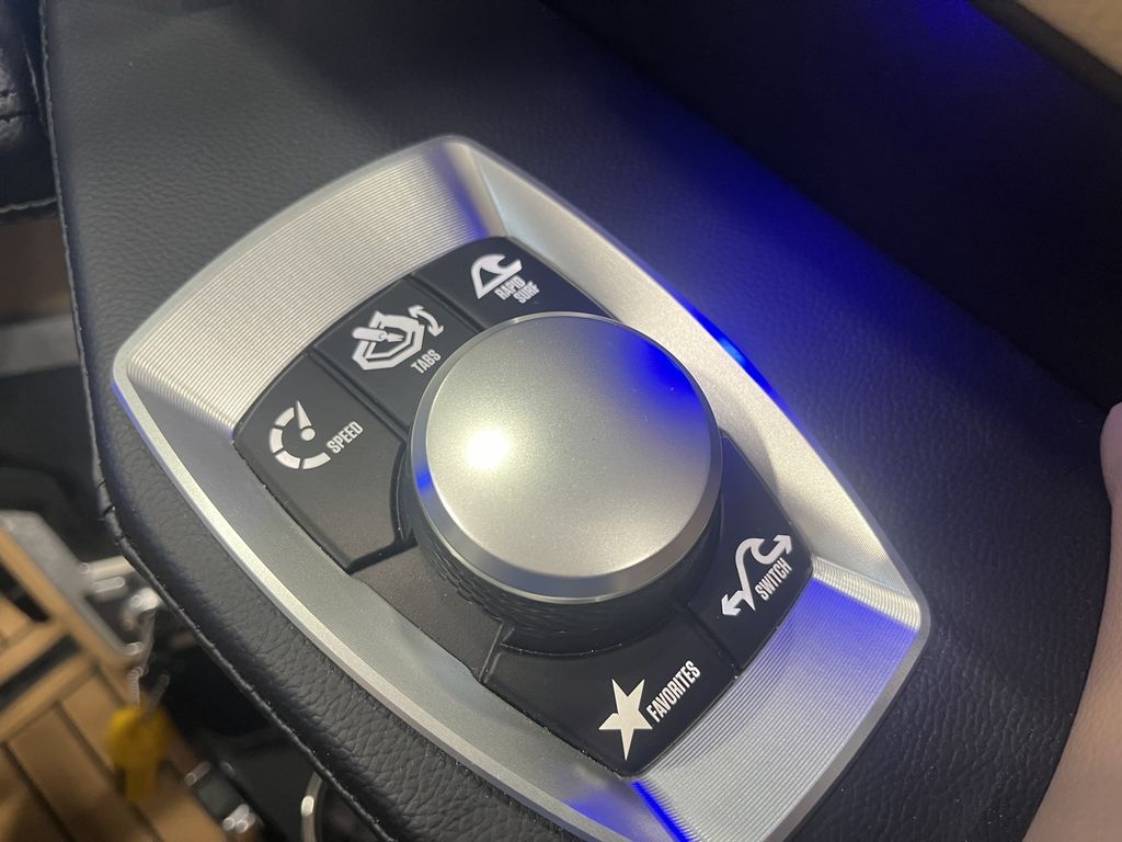 2025 MasterCraft XT24