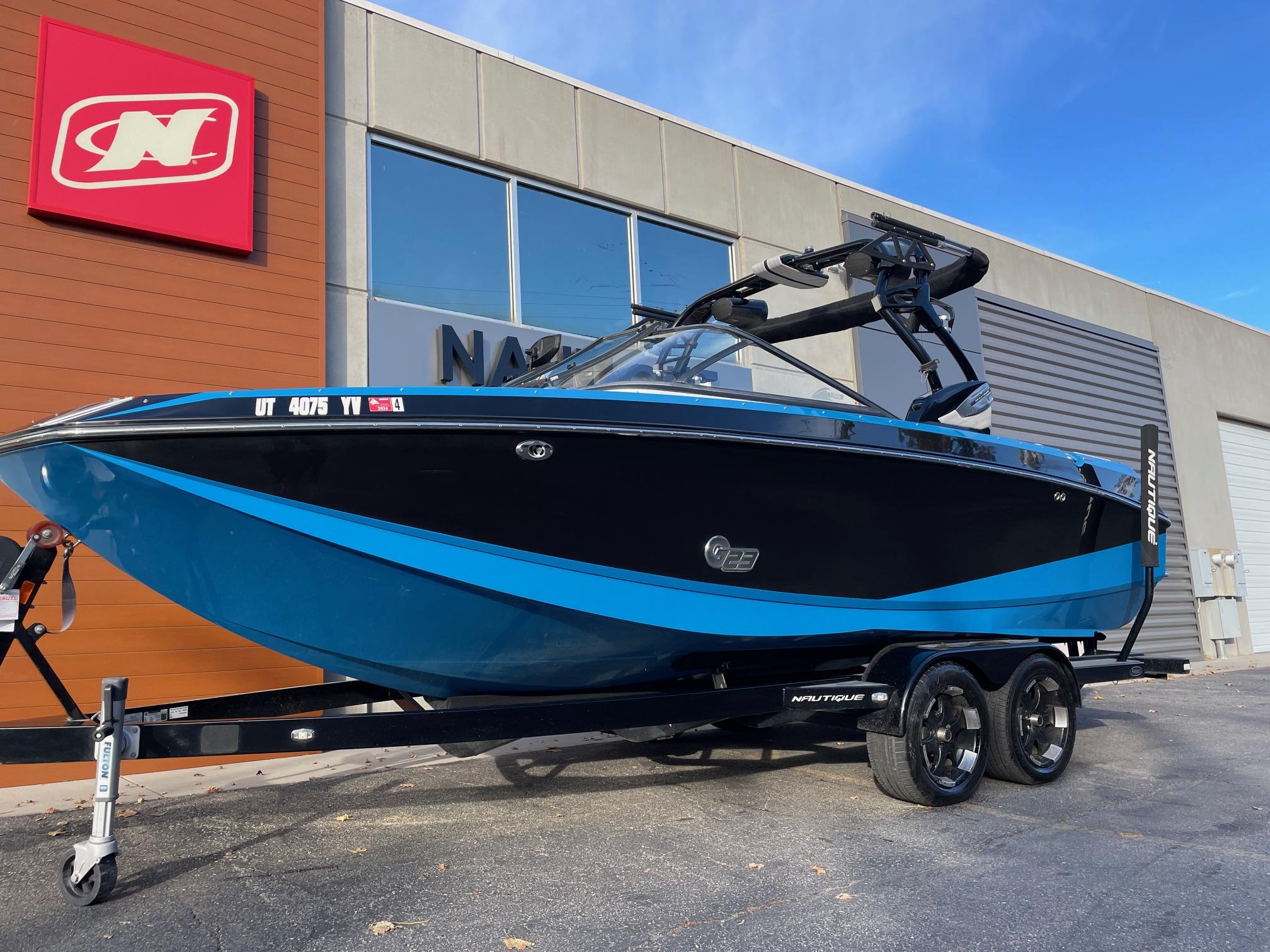 boat.Title