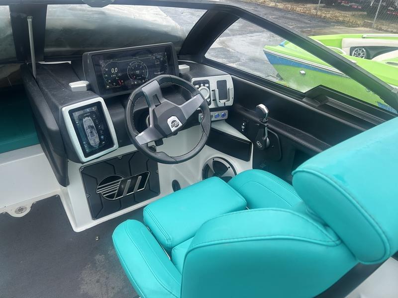 2020 Malibu 23 MXZ