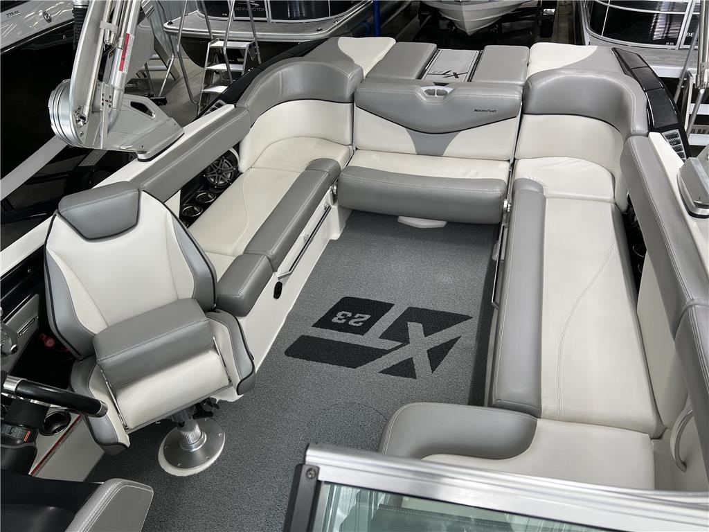 2017 MasterCraft XT23