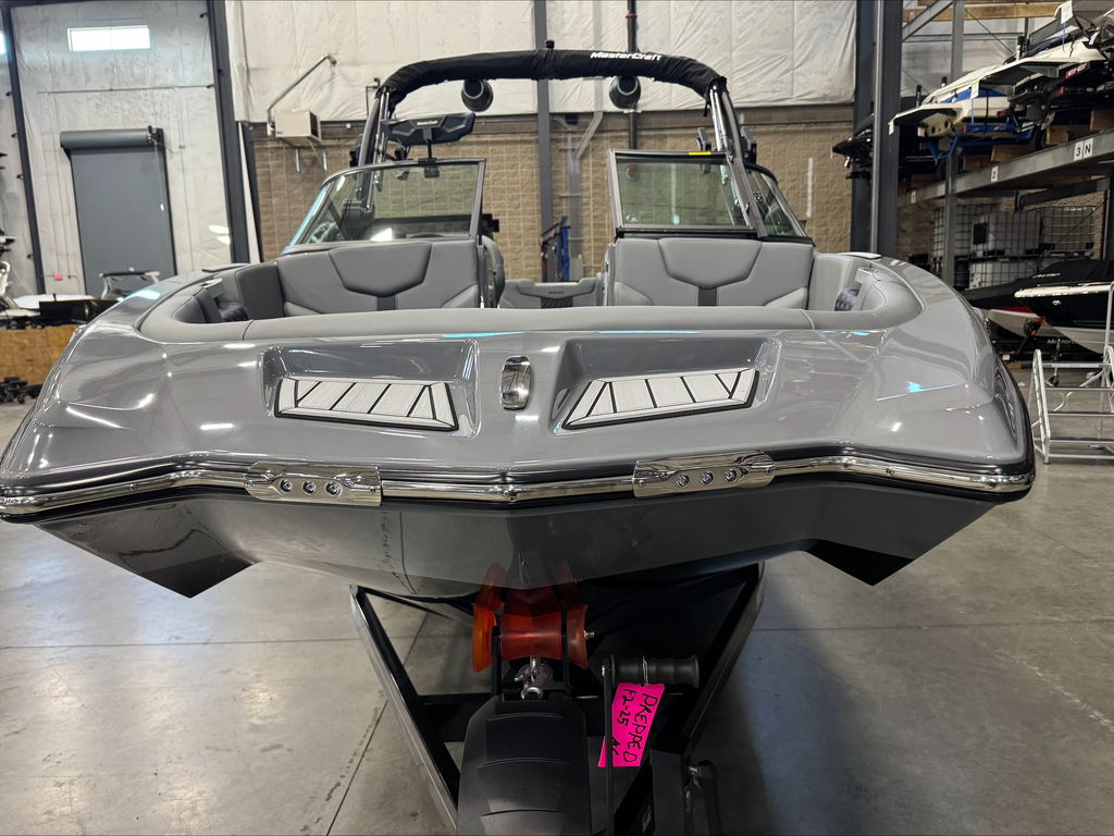 2025 MasterCraft XT24