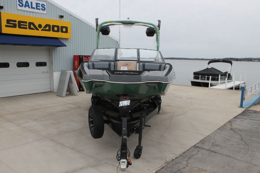 2025 Malibu Boats 23 MXZ