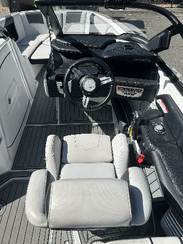 2019 Nautiqe G23