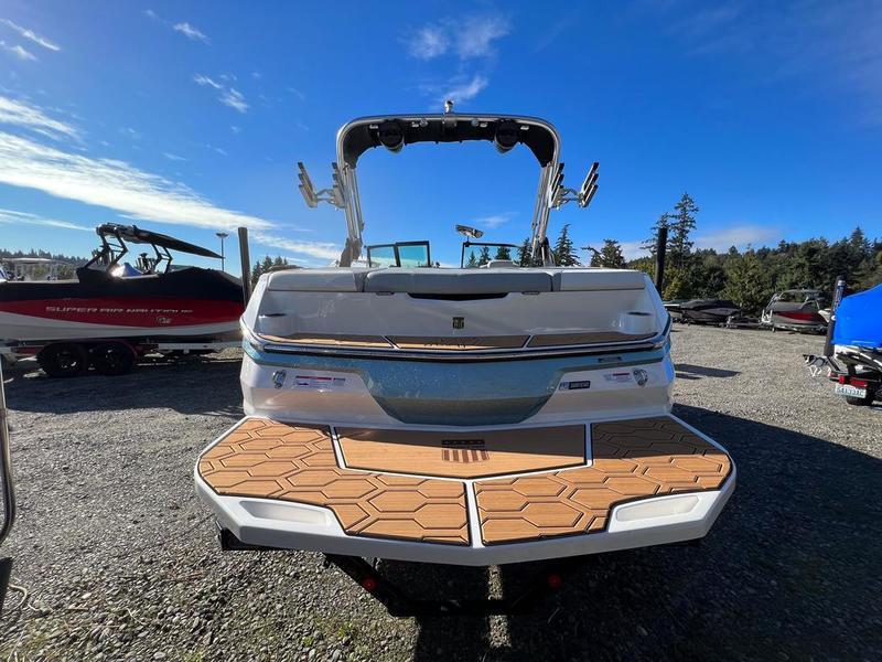 New 2024 MasterCraft NXT21
