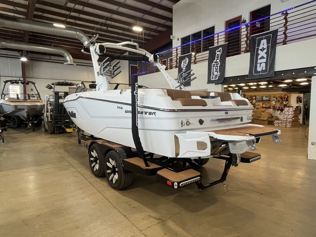 2025 Malibu Boats 22 MXZ