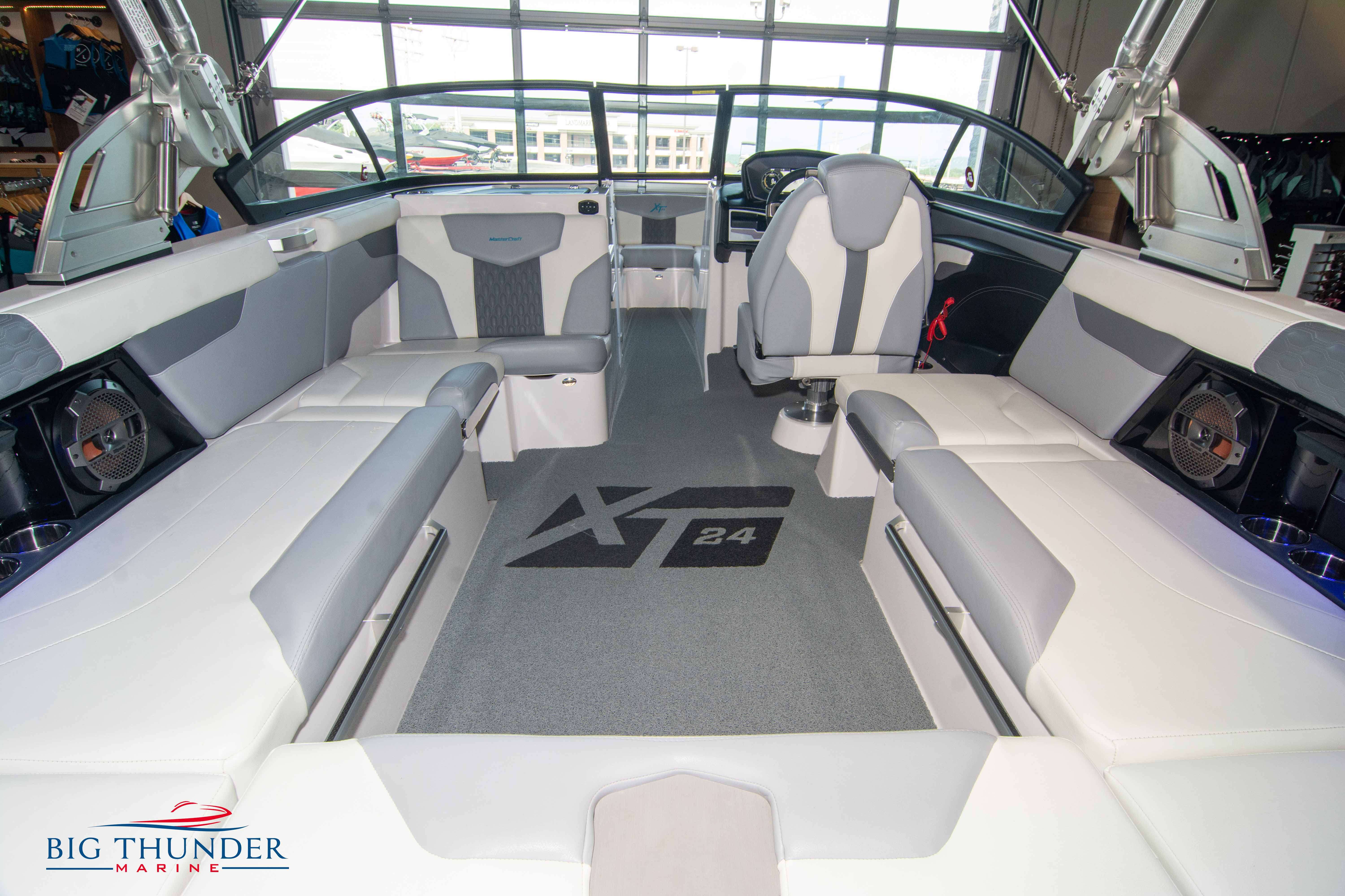 2022 Mastercraft XT24