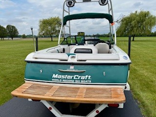 1998 MasterCraft ProStar 205 – LOW Hrs – Tower, Perfect Pass Speed Control
