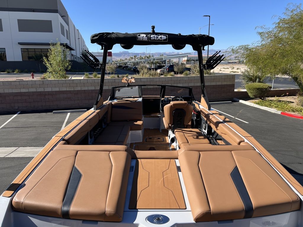 2025 Axis Wake Research A245