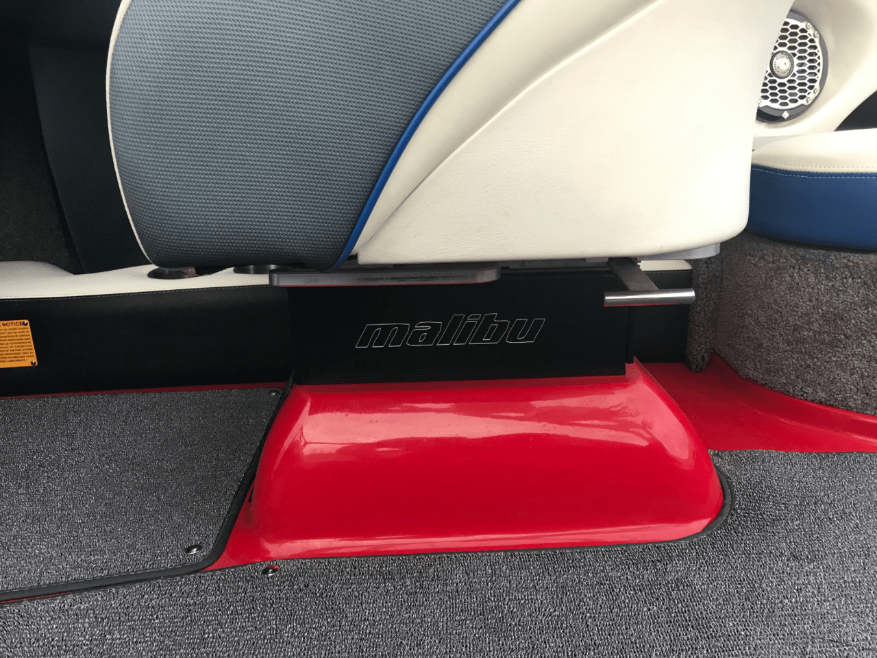 2013 Malibu 23LSV – LS3 Engine Only 108 hours! Icon