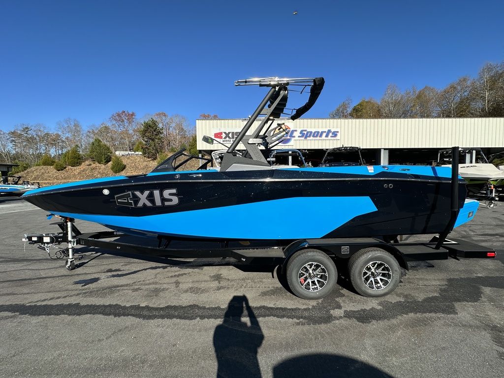 boat.Title