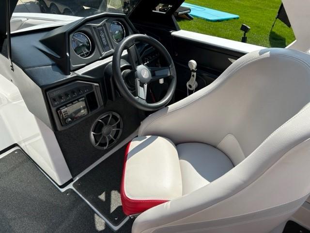 2016 Axis T23 -G7092
