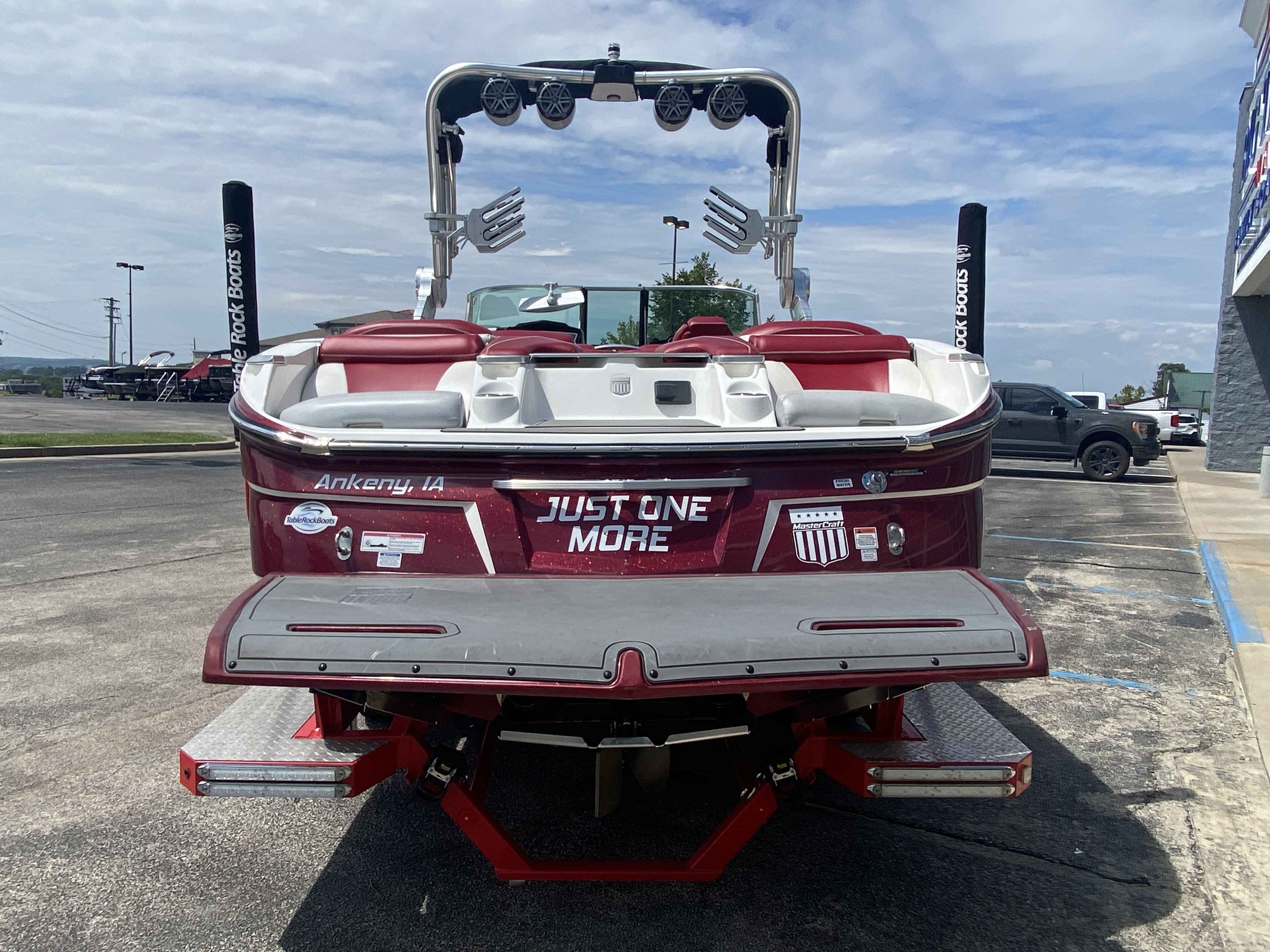 2017 MasterCraft X26