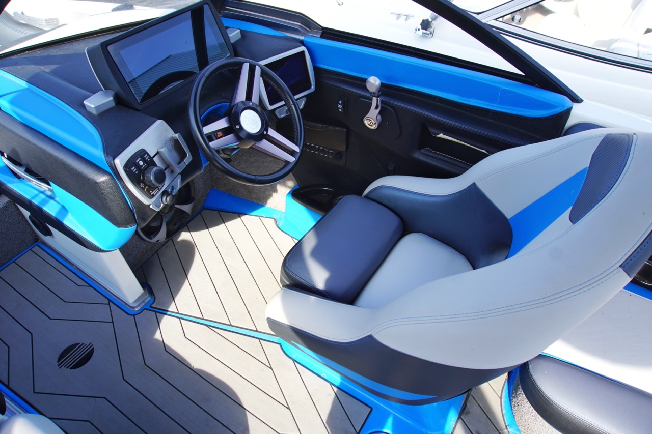 2017 Malibu Wakesetter 23 LSV