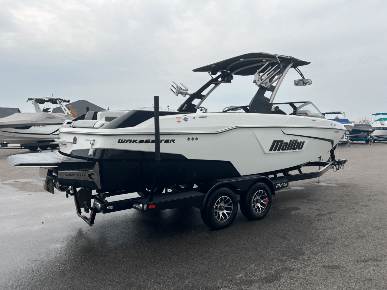 2020 Malibu 25 LSV