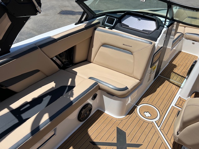 2022 MASTERCRAFT XSTAR-S 
