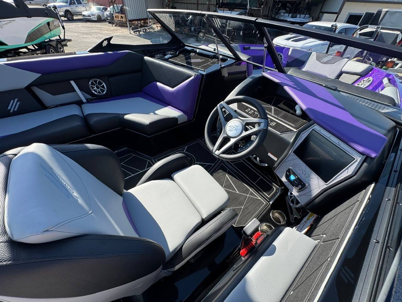 2025 ATX 22 Type-S Icon