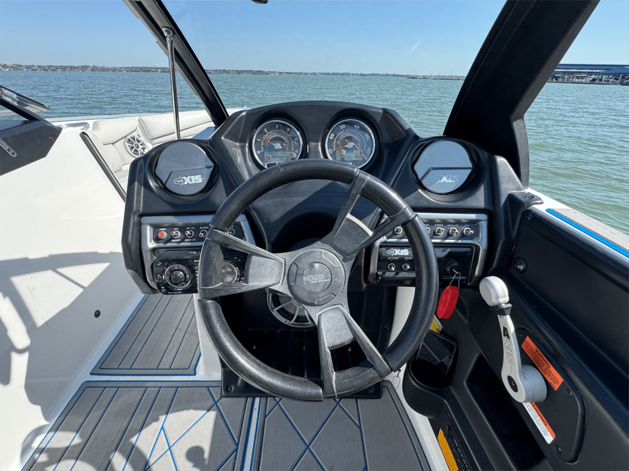 2015 Axis A22
