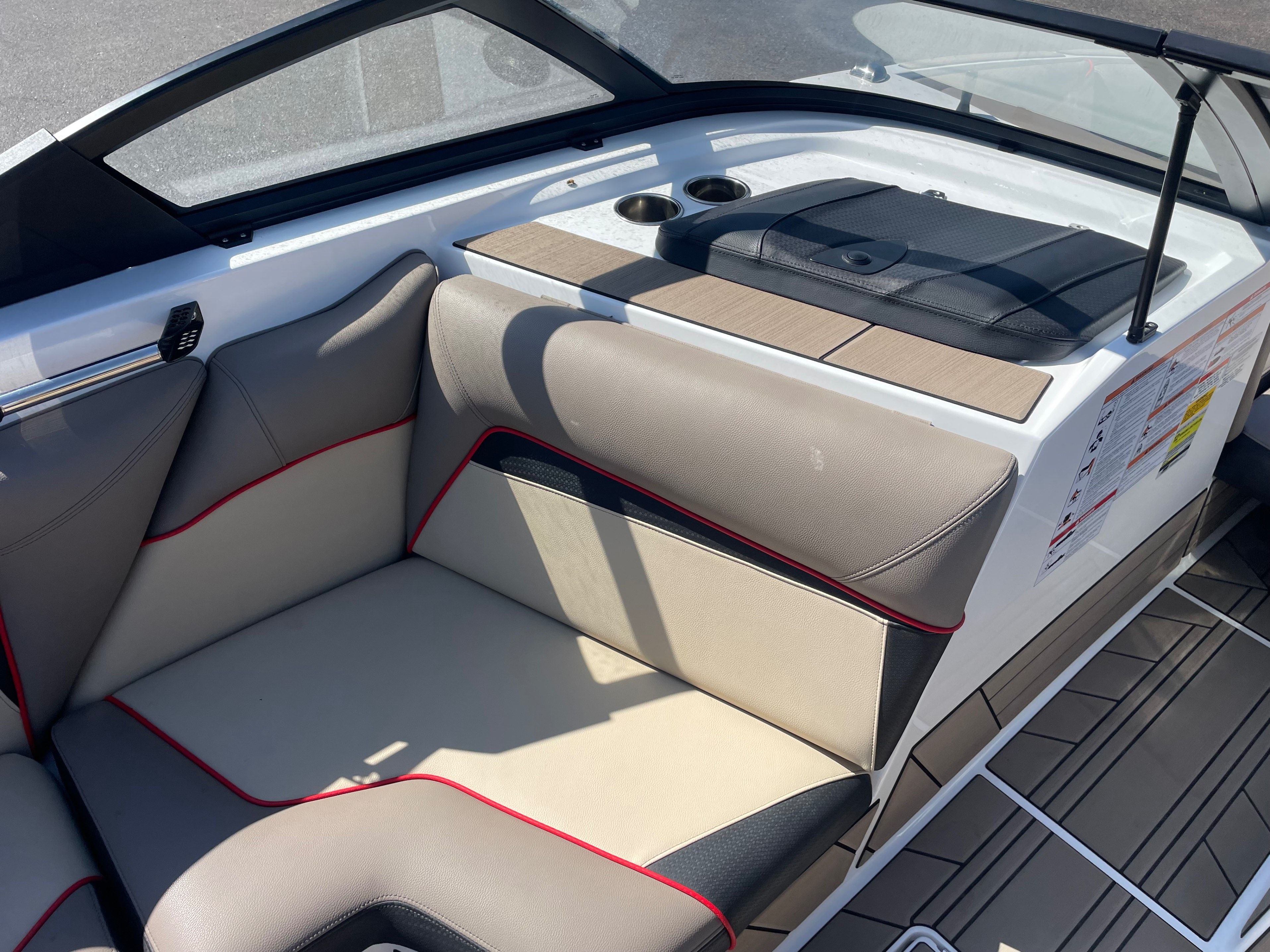 2022 Centurion VI22