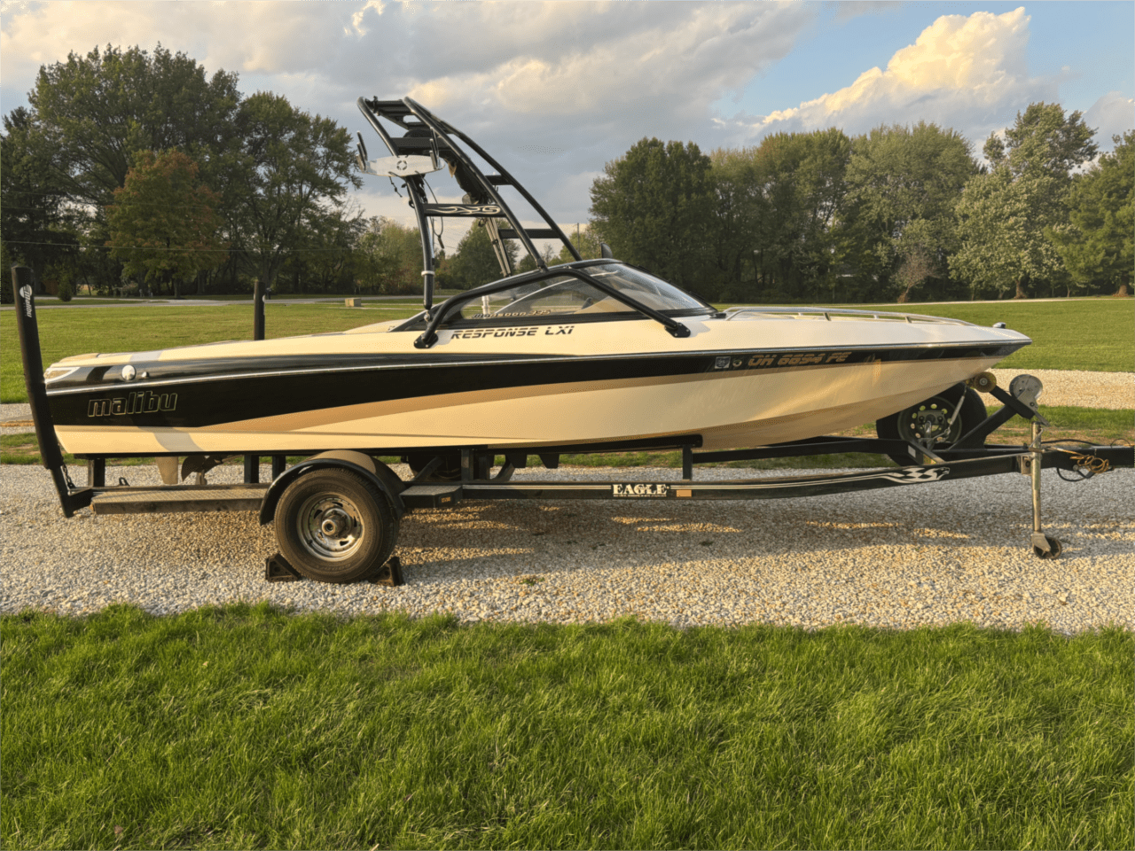 2003 Malibu Response lxi with Eagle Trailer  Icon