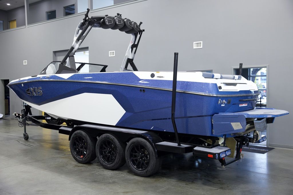 2025 Axis Wake Research A245