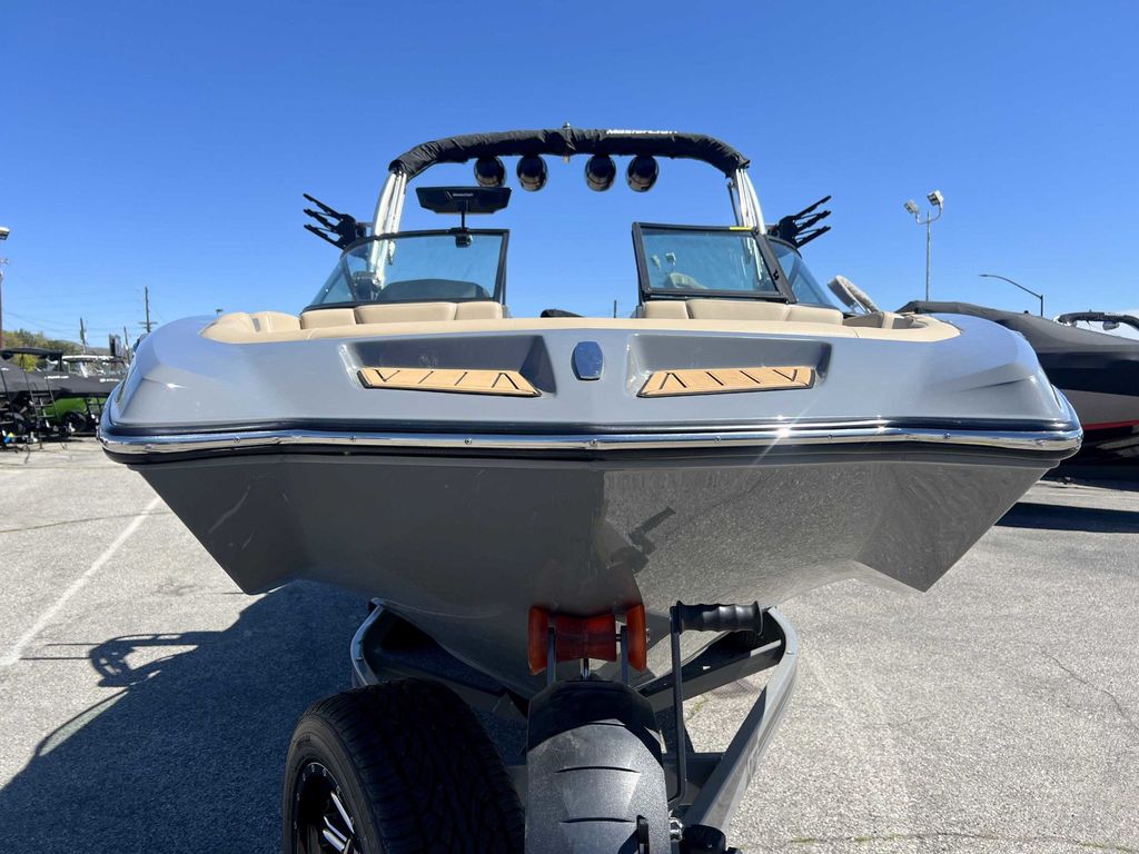 2023 MasterCraft XT24