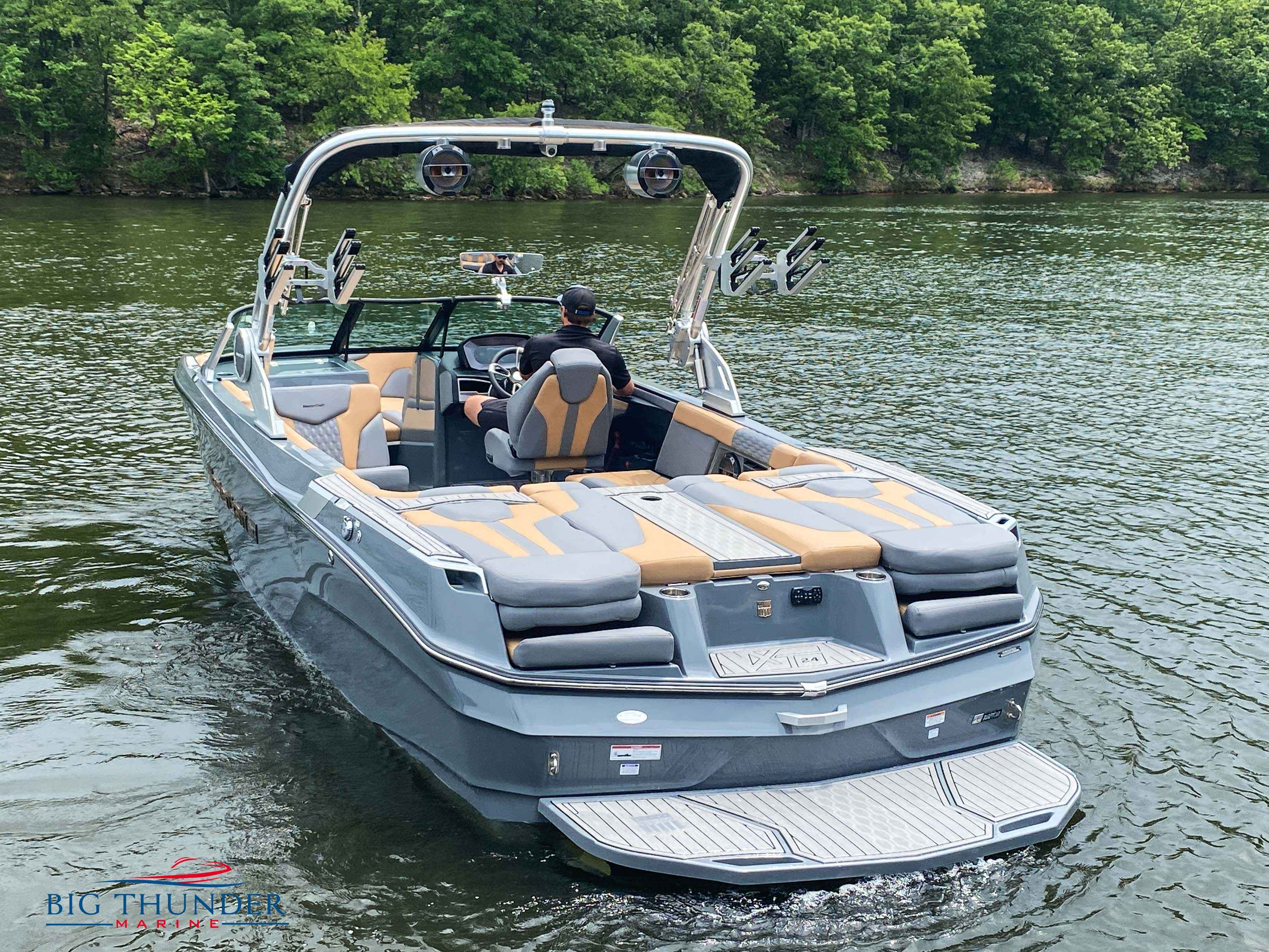 2022 Mastercraft XT24