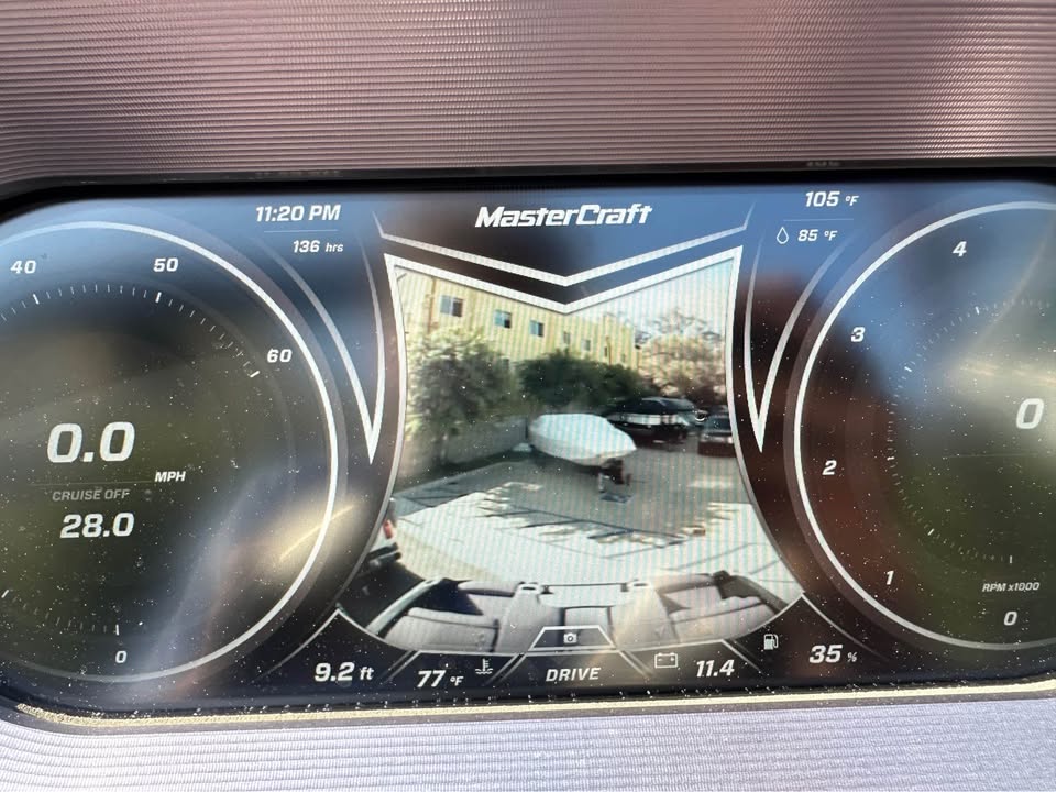 2018 MasterCraft X23