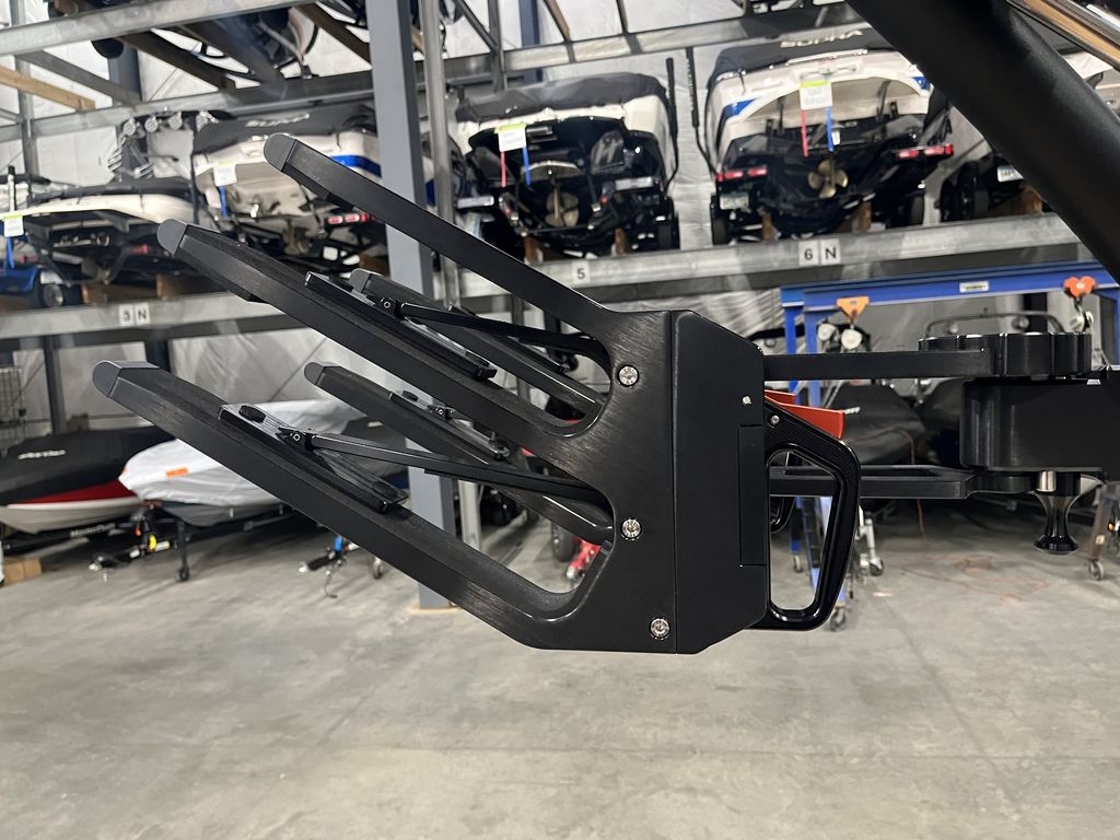 2025 MasterCraft XT22