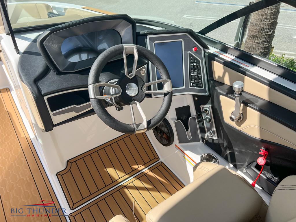 2023 Mastercraft XT24