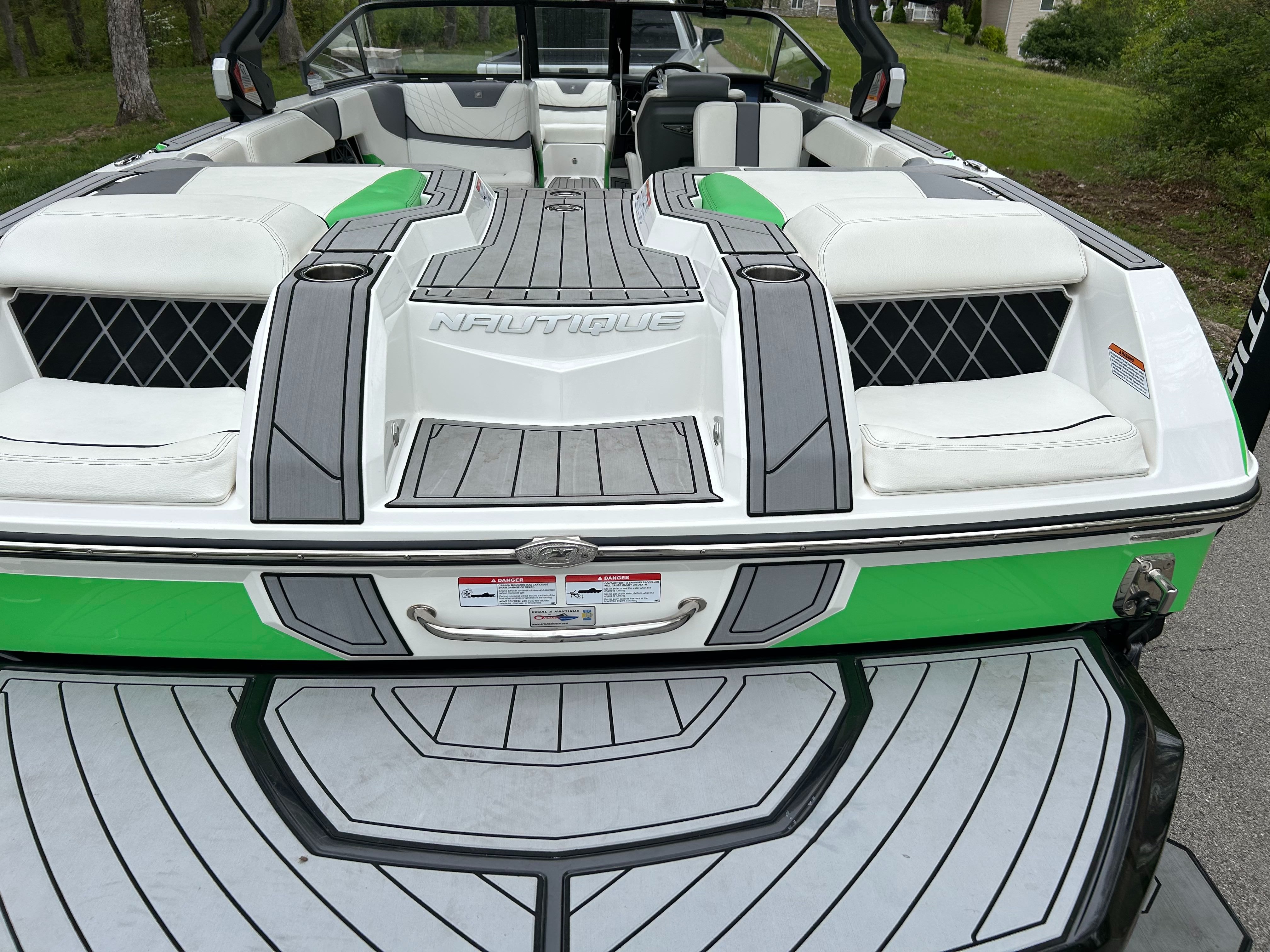 2020 Super Air Nautique