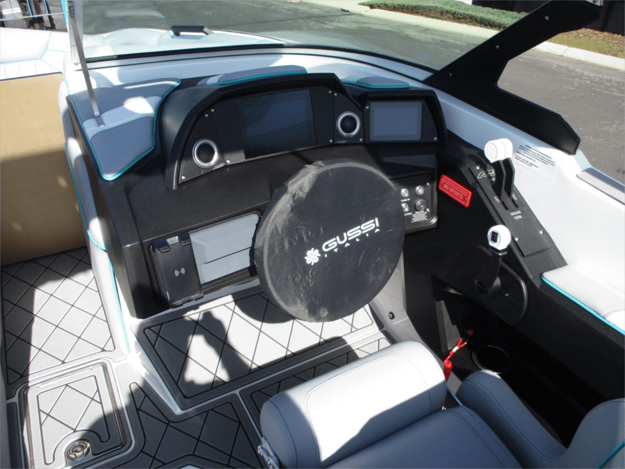 2025 MB SPORTS B52 21’ ALPHA