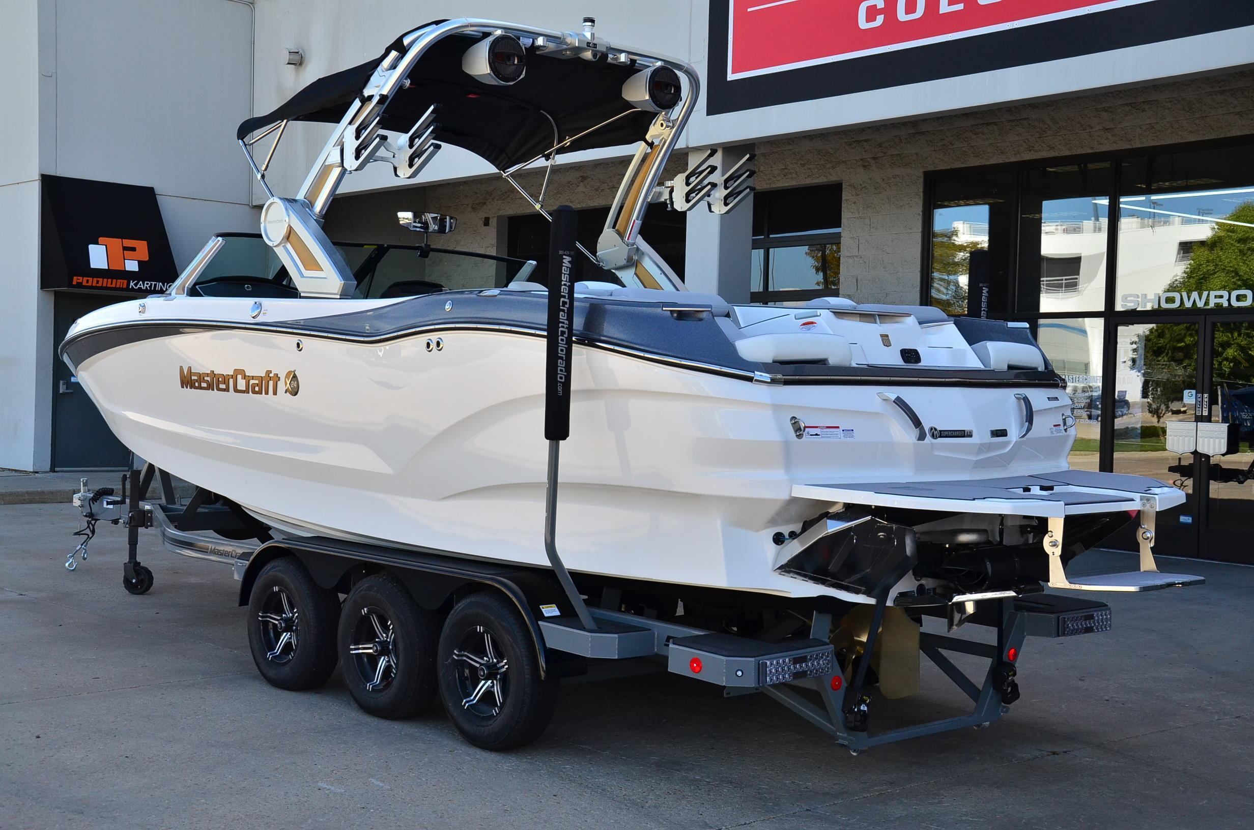2024 MasterCraft X24 w/ 6.2 Ilmor SuperCharged - BLOWOUT PRICE! Engine! 2024 Model Year End Closeout!