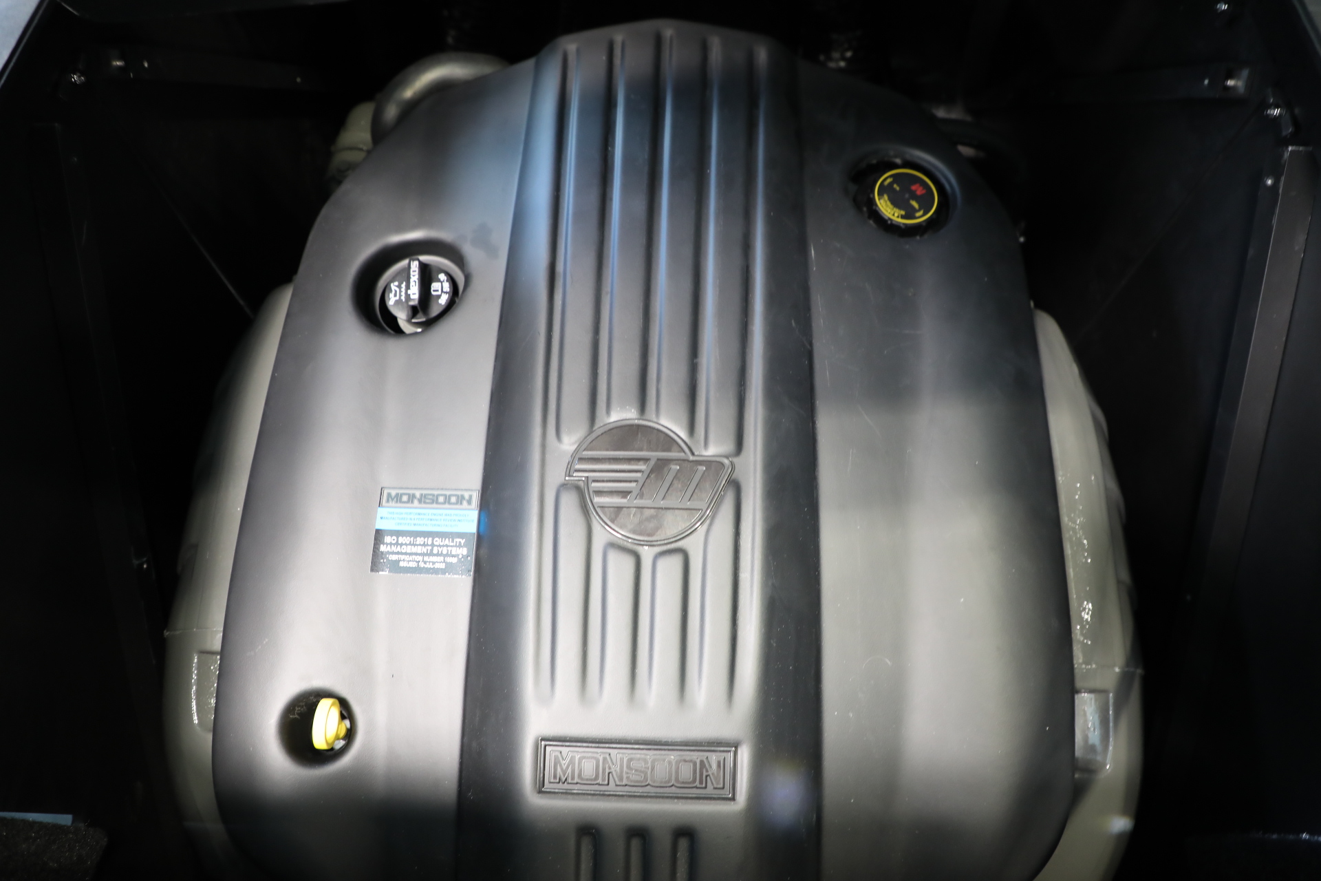 2024 Axis T250