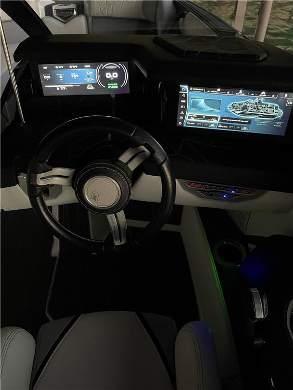2020 Super Air Nautique G23 Paragon
