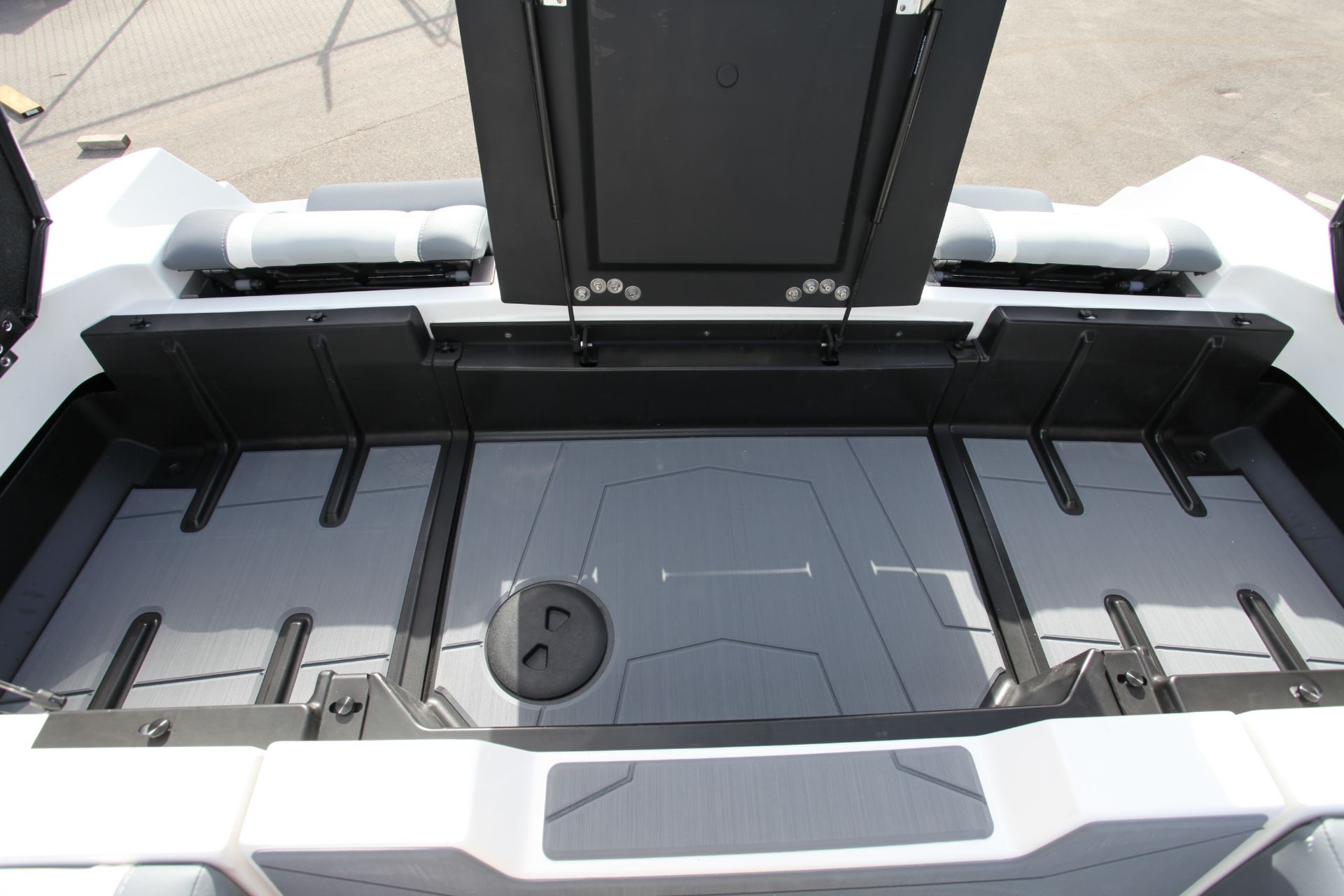 2025 Malibu Wakesetter 25 LSV