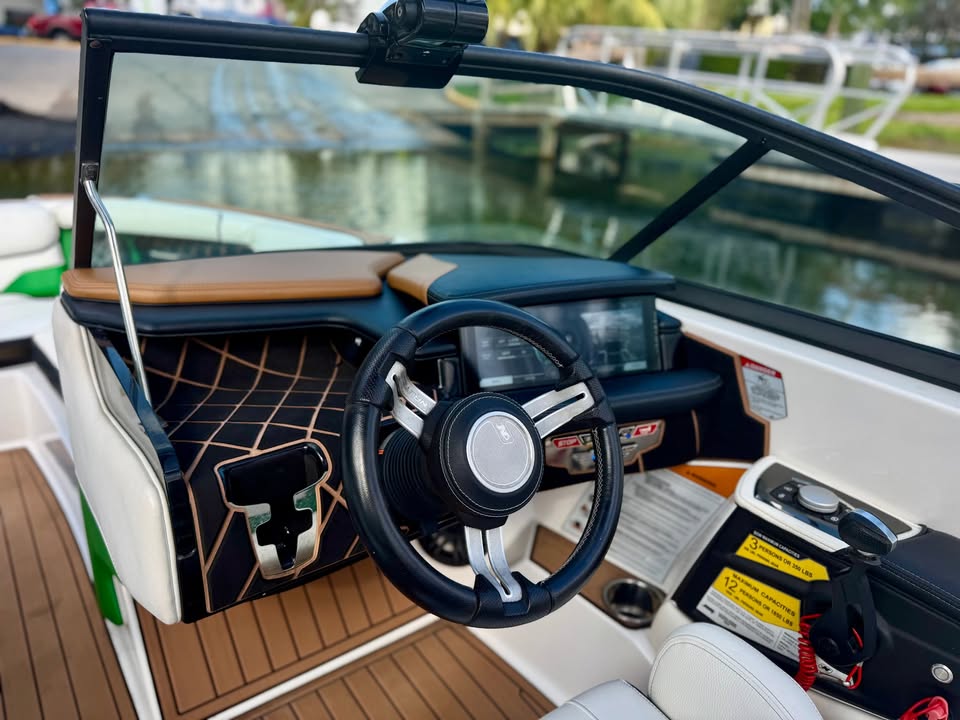 2017 Nautique GS20